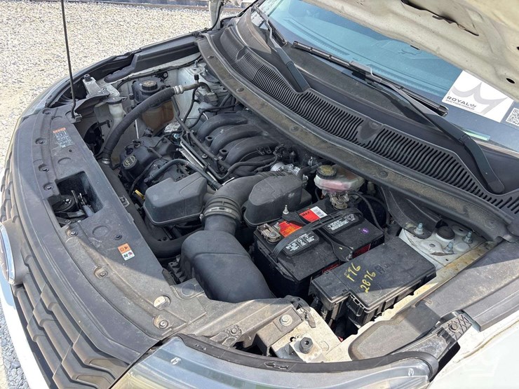 2016-ford-explorer-image-6