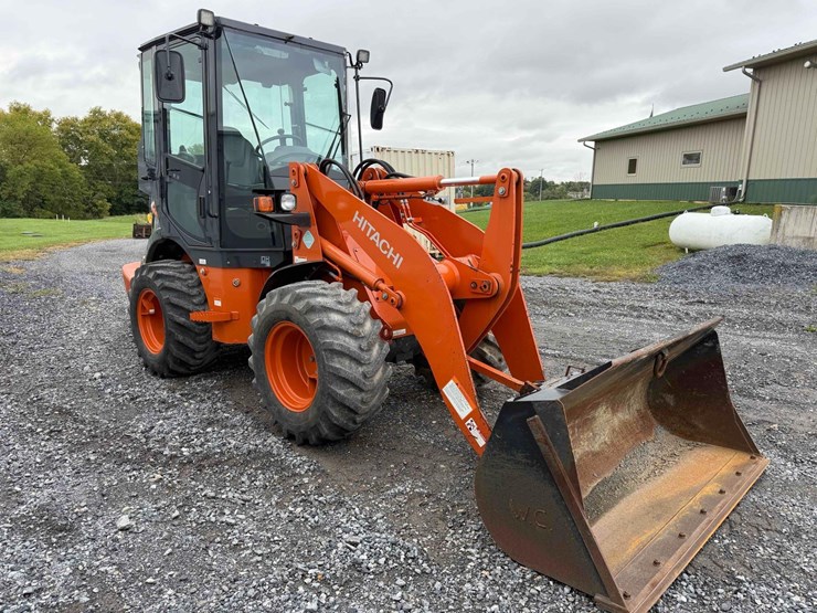 2021-hitachi-zw50-5b-image-7