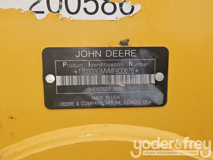 2021-deere-333g-image-47