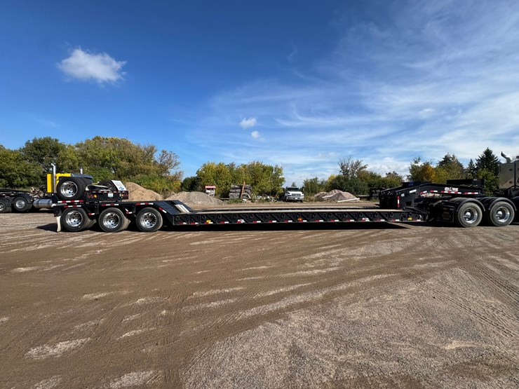 2022-globe-lowboy-image-6