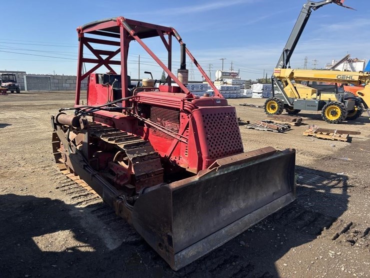 1954-international-t9-image-2