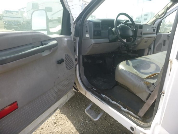 2001-ford-f450-image-11