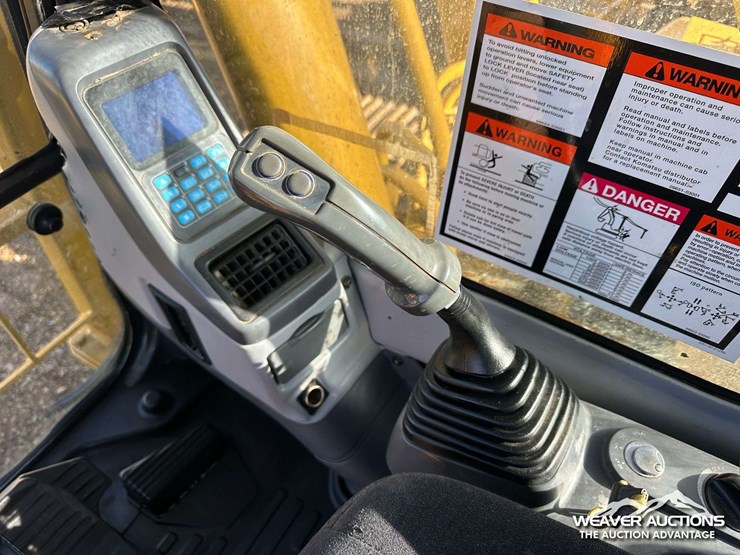 2006-komatsu-pc270-lc-7l-image-74