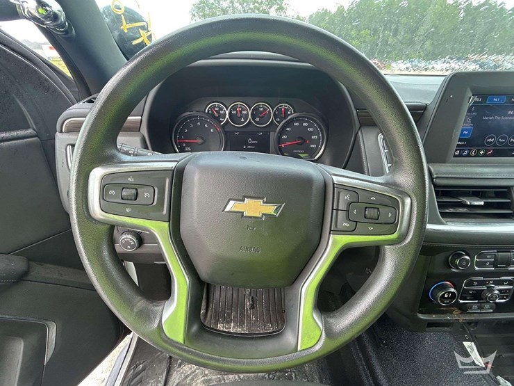 2022-chevrolet-tahoe-image-10