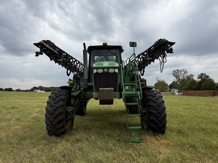2010-john-deere-4830-image-10