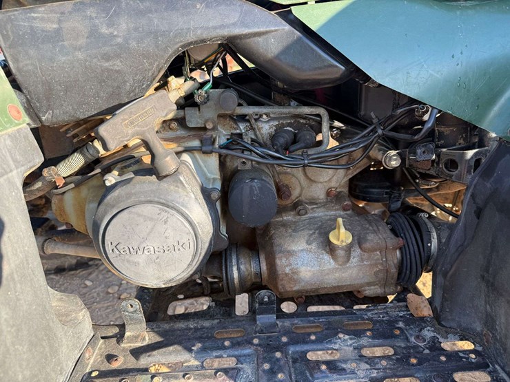 kawasaki-prairie-300-image-23