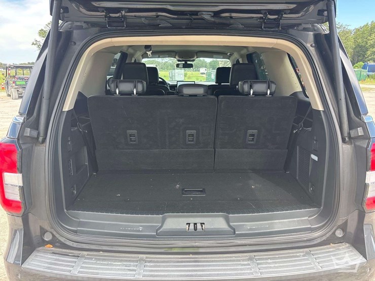 2023-ford-expedition-image-22