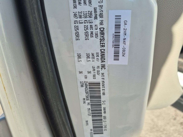 2011-dodge-grand-caravan-se-image-16