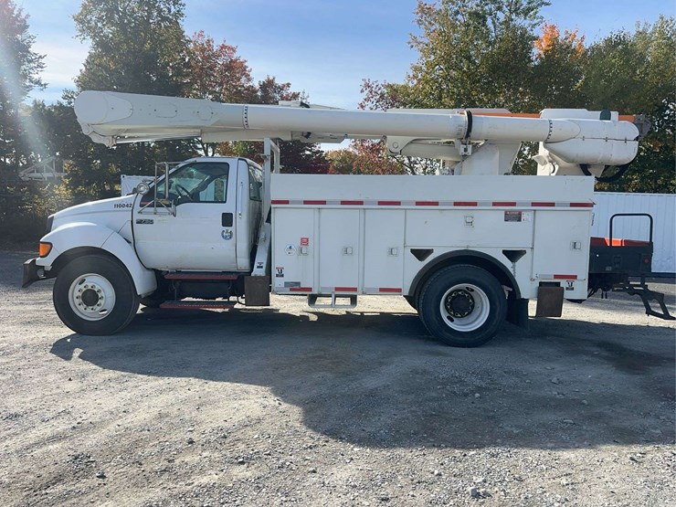 2004-ford-f750-image-8