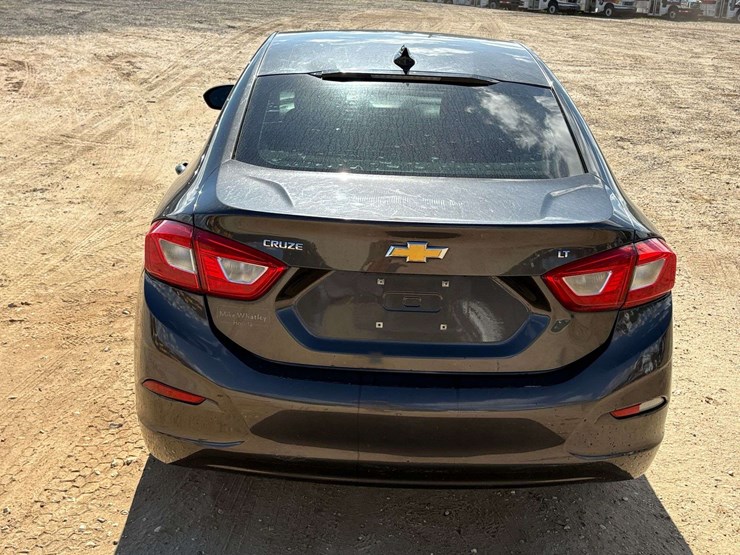 2017-chevrolet-cruz-4-door-sedan-(140,649-miles)-image-6