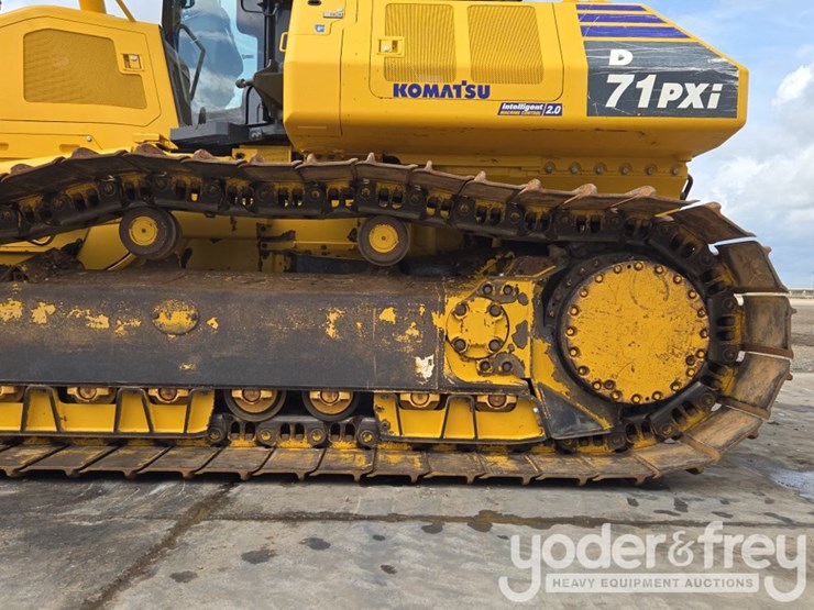 2024-komatsu-d71pxi-24-image-10