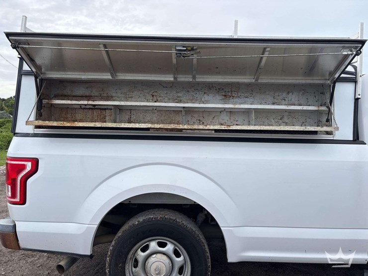 2017-ford-f150-image-23