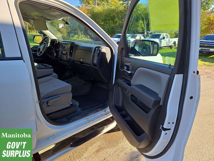2014-chevrolet-silverado-1500-image-26
