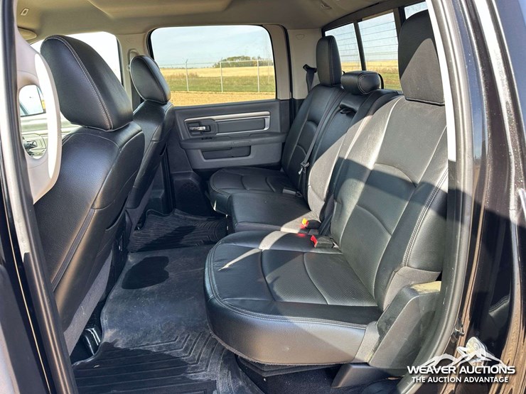 2018-dodge-1500-image-27