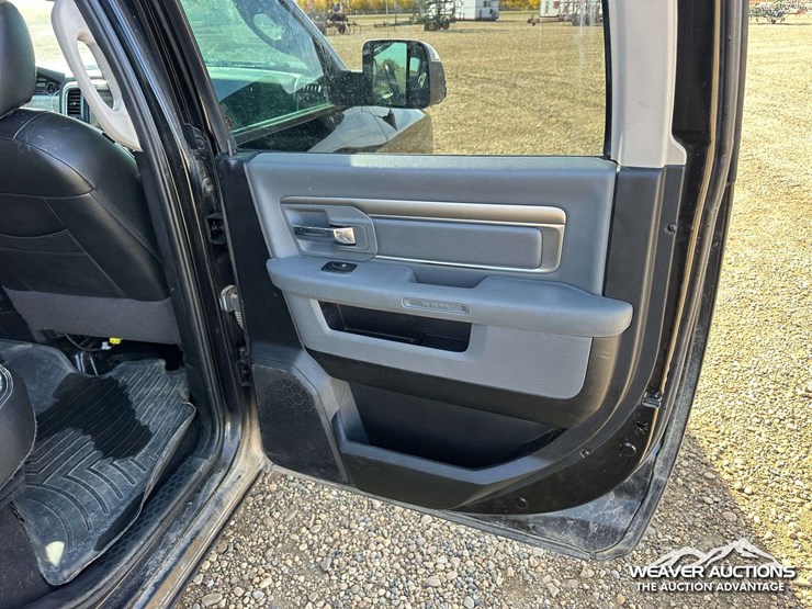 2018-dodge-1500-image-31