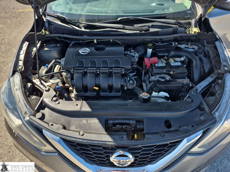 2018-nissan-sentra-sv-4dr-sedan-image-9