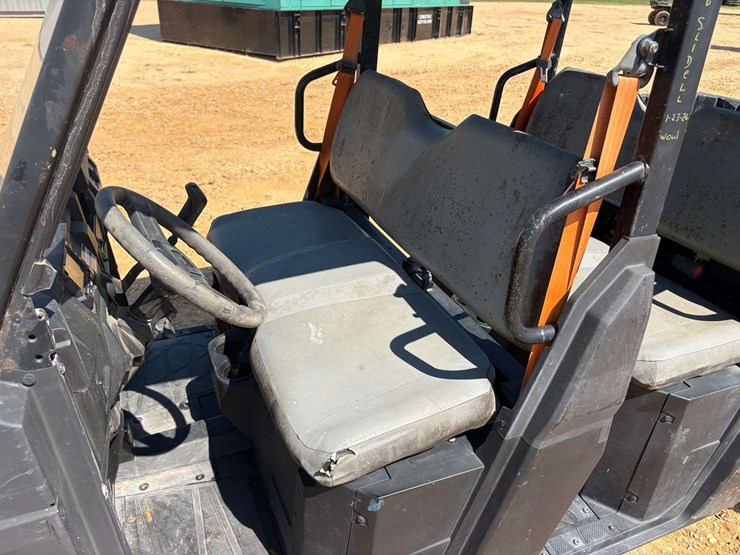 2022-polaris-pro-xd-4x4-crew-cab-utv-image-7
