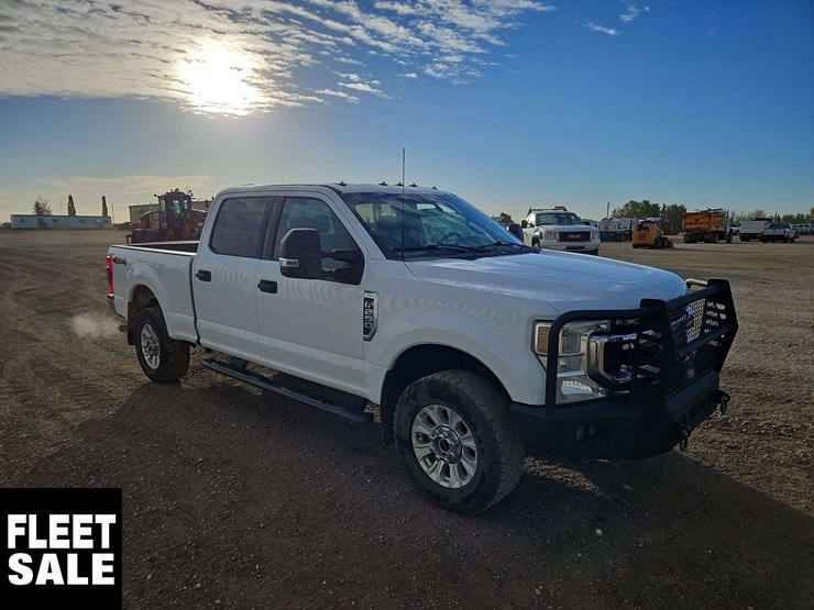 2022-ford-f250-image-2