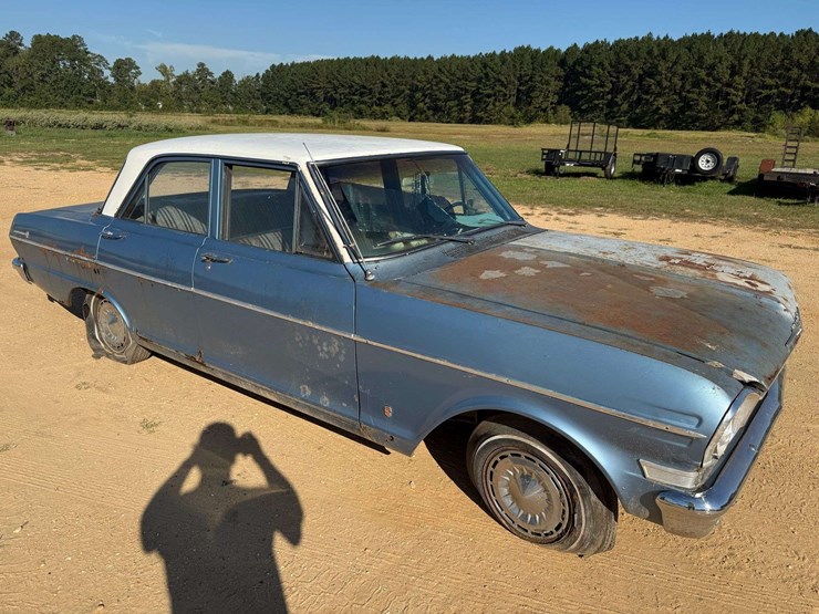 1962-chevrolet-chevy-ii-300-/-nova-400-4-door-sedan-image-4