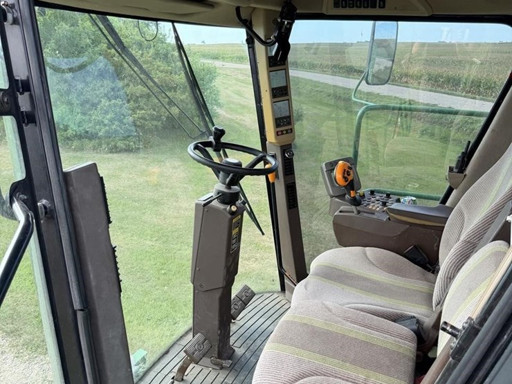 2011-john-deere-9770-sts-image-85