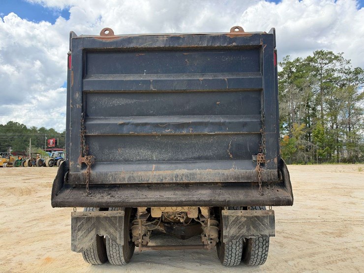 2007-mack-granite-ctp713b-image-7