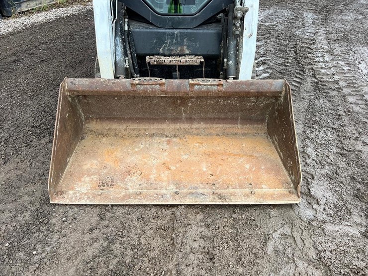 2015-bobcat-t450-image-10