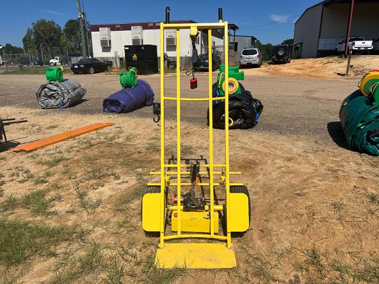 the-jolly-dolly-inflatable-hand-truck-image-6