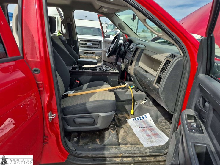2012-dodge-2500-image-27