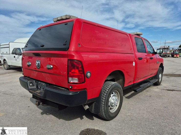 2012-dodge-2500-image-5