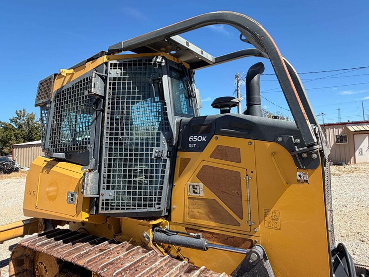 2018-deere-650k-image-18