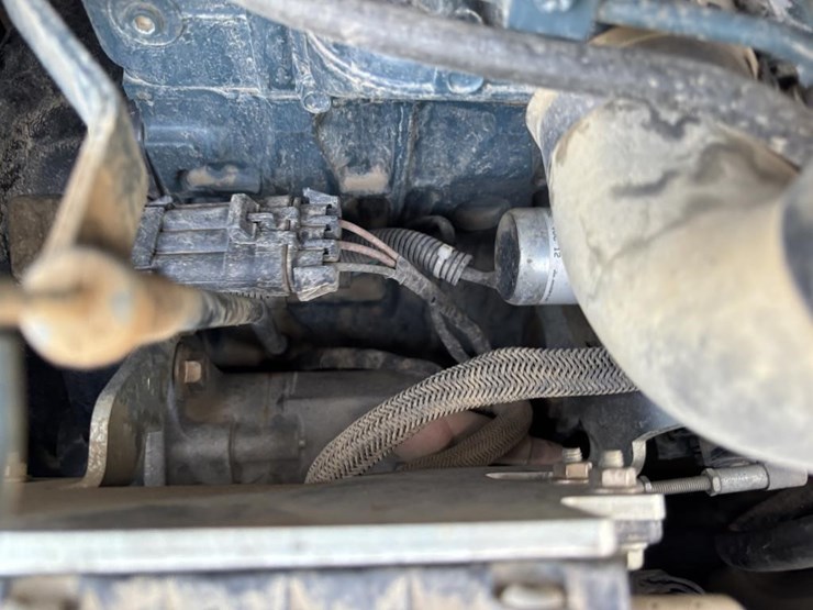 2021-bobcat-e26-image-55