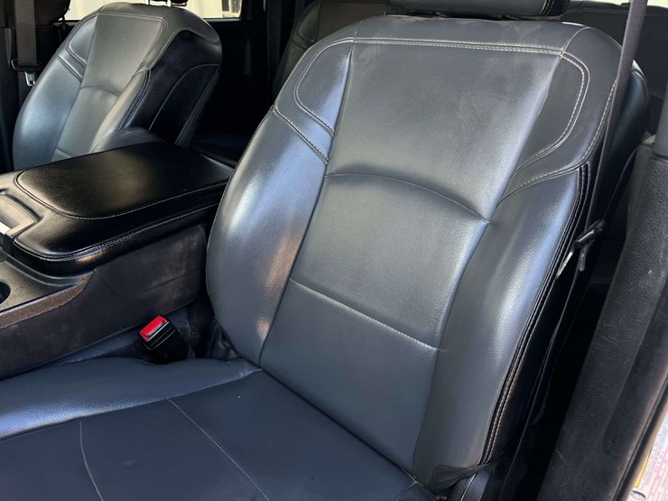 2023-dodge-3500-image-23