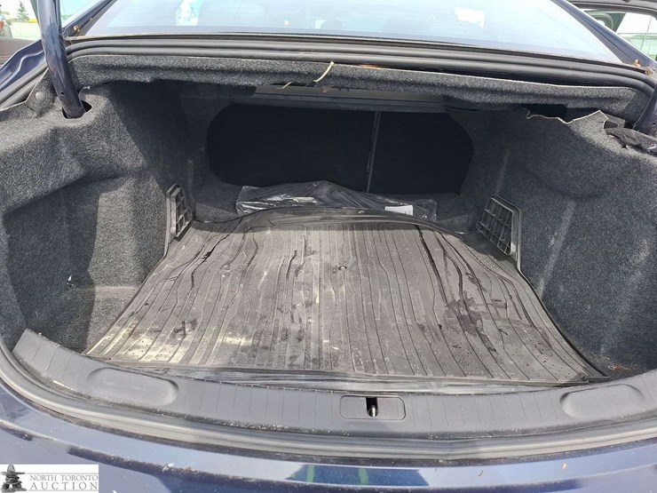 2017-chevrolet-impala-image-19