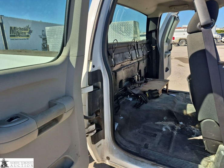 2008-chevrolet-silverado-1500-image-23