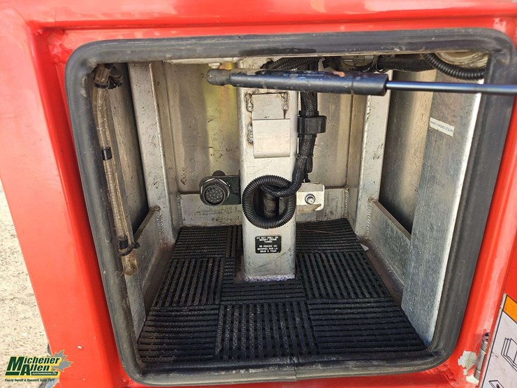 2015-ford-f550-image-34