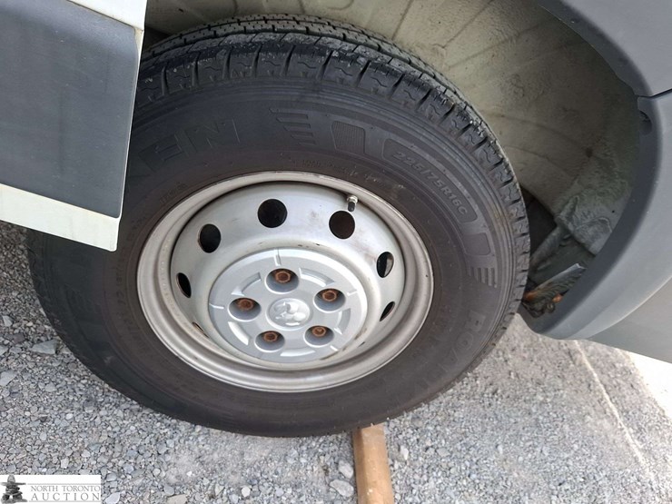 non-operable-2017-ram-promaster-cargo-van-image-20