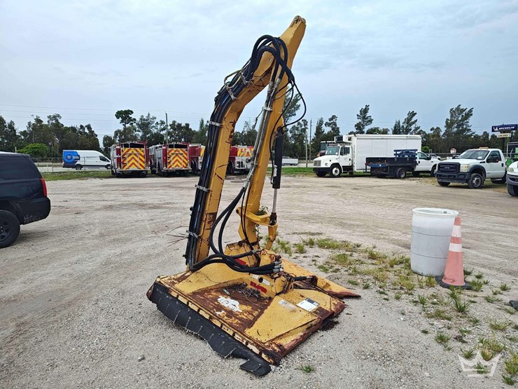 john-deere-6115m-image-14