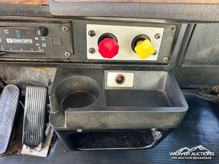 kenworth-t800-image-21