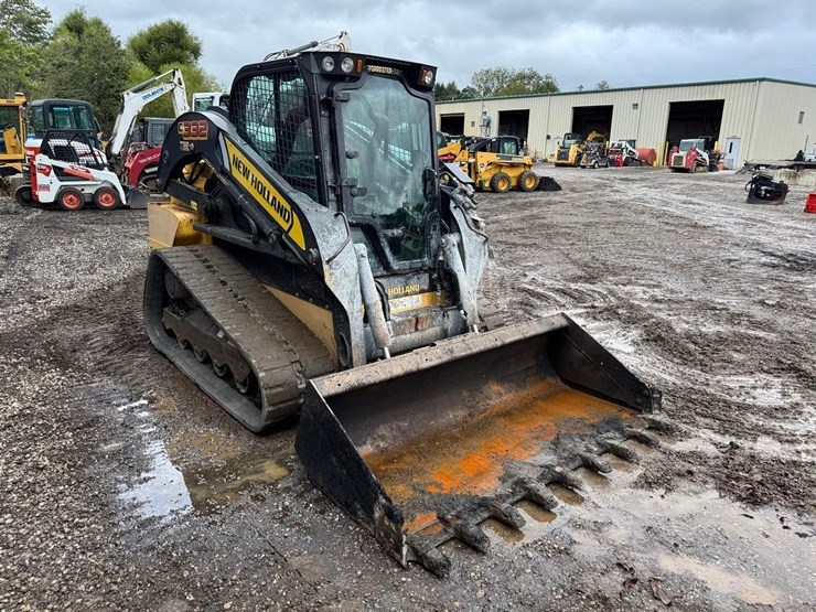 new-holland-c332-image-8
