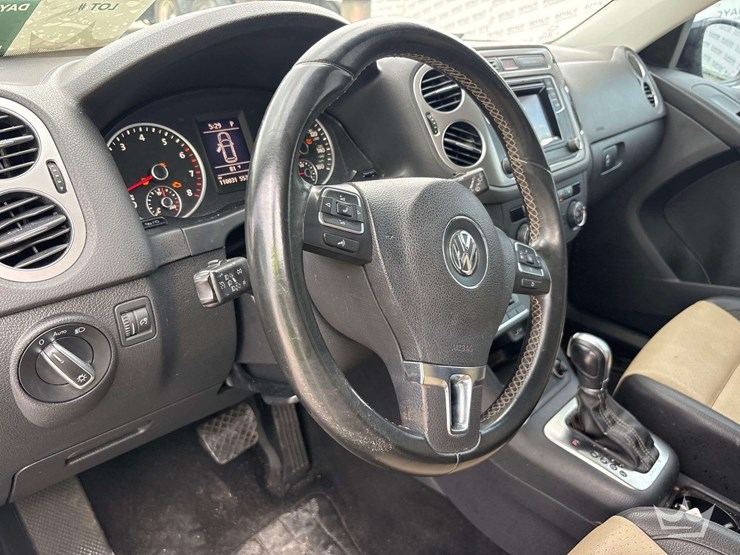 2016-volkswagen-tiguan-image-10