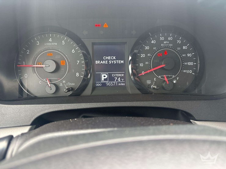 2017-toyota-sienna-image-12