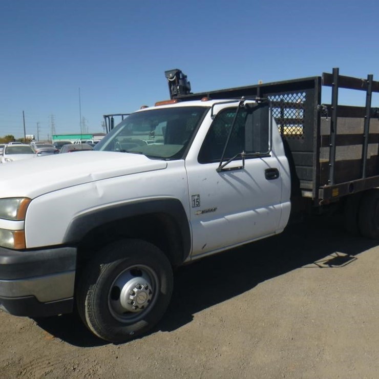 2006 CHEVROLET 3500