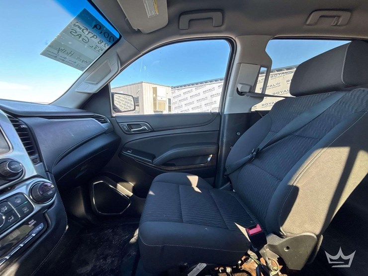 2019-chevrolet-tahoe-image-15