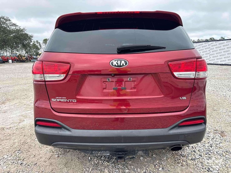 2016-kia-sorento-image-26