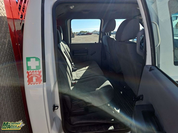 2015-ford-f550-image-12