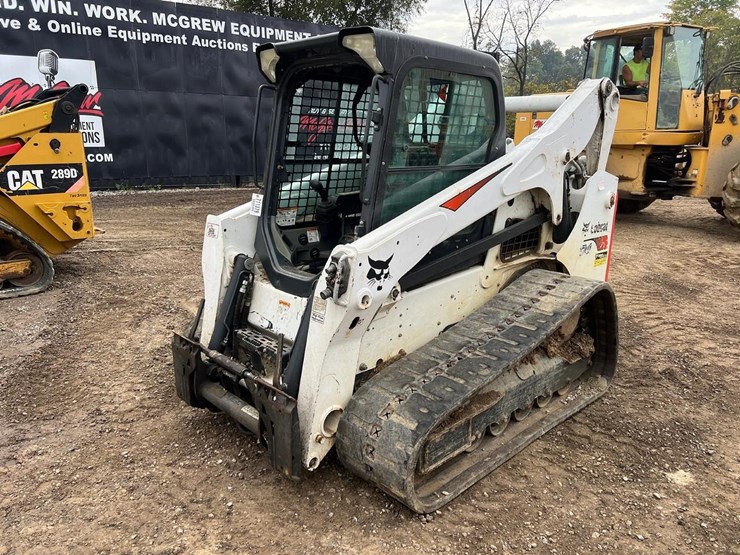 2019-bobcat-t740-image-1
