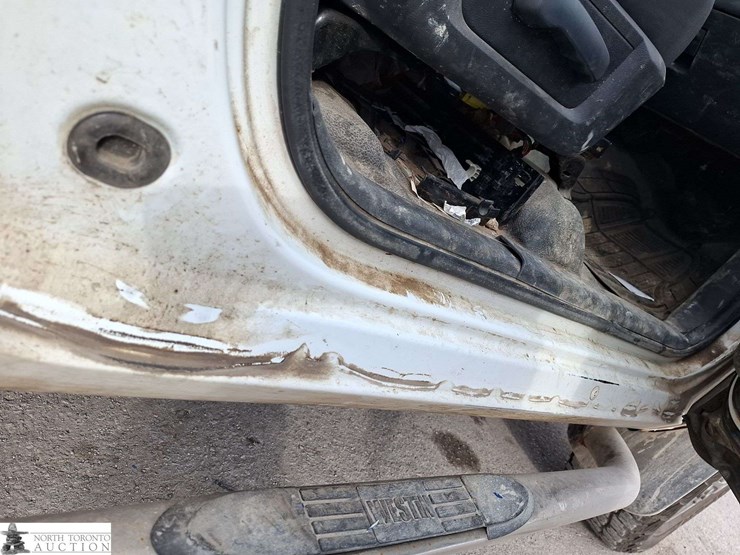 2012-ram-2500-slt-image-25