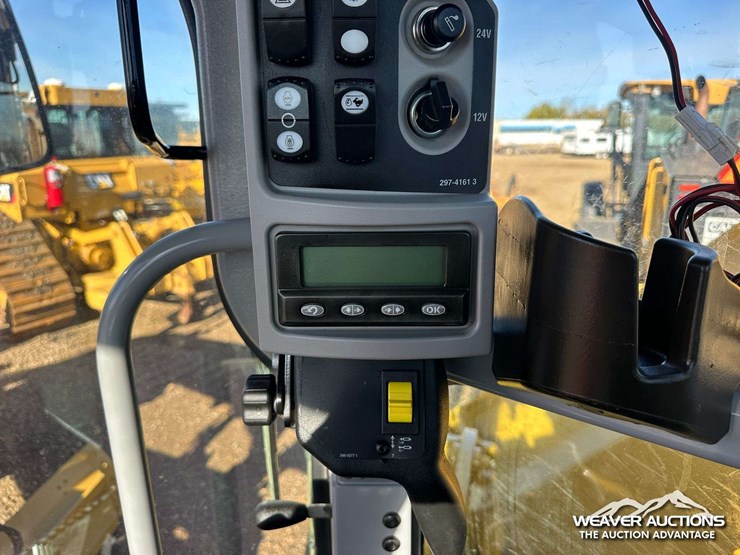 caterpillar-140m-image-83