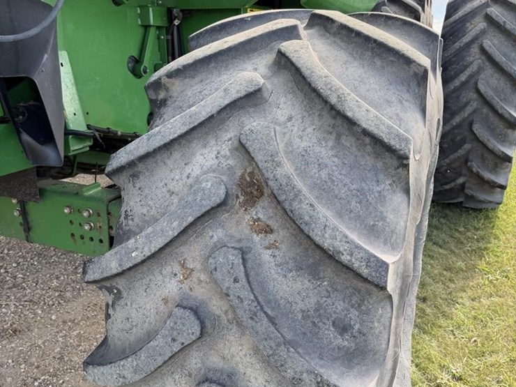 2011-john-deere-9770-sts-image-46