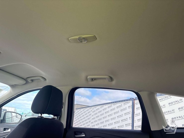 2014-ford-escape-image-25